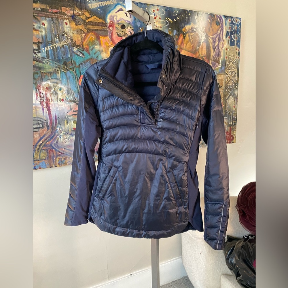 Lululemon Down For a Run Pullover Navy down Puffer Jacket Quilted puffy As Is